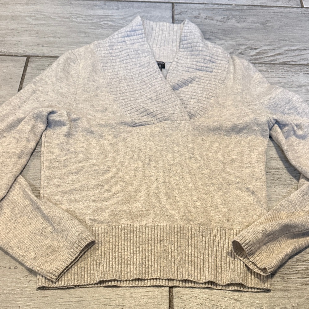 Daniel Bishop 100% Cashmere Oatmeal Women's Sweater Size Medium